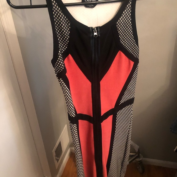 Bebe Colorblock Dress - Picture 3 of 4